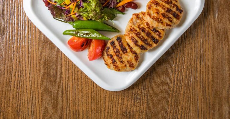 Maman Joon's Shami – pan-seared Persian meat patties